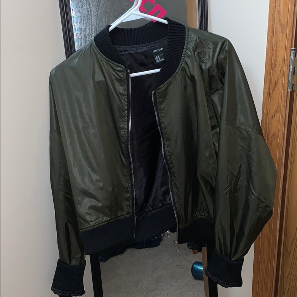 Bomber jacket
